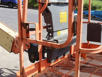 2013-jlg-400s-47734251
