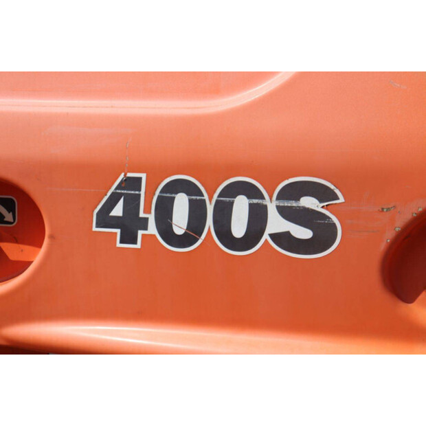 2013 جيه ال جي 400S-47734261