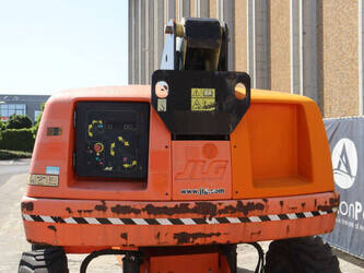 2013-jlg-400s-47734263