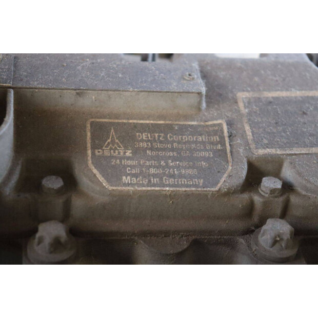 2013 جيه ال جي 400S-47734269