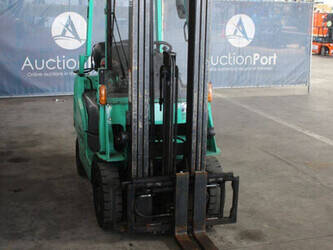 2013-mitsubishi-fg18nt-1461221-47734769