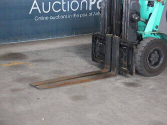 2013-mitsubishi-fg18nt-1461221-47734772