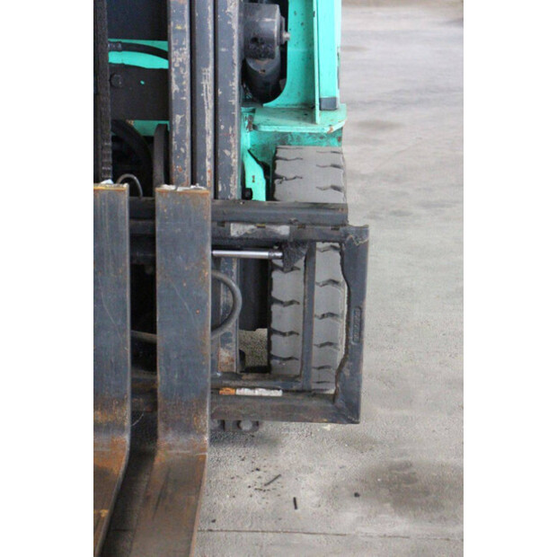 2013 MITSUBISHI FG18NT-47734774