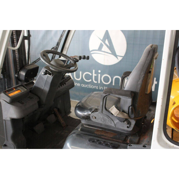 2014 NISSAN U1D2A25LQ-47734873