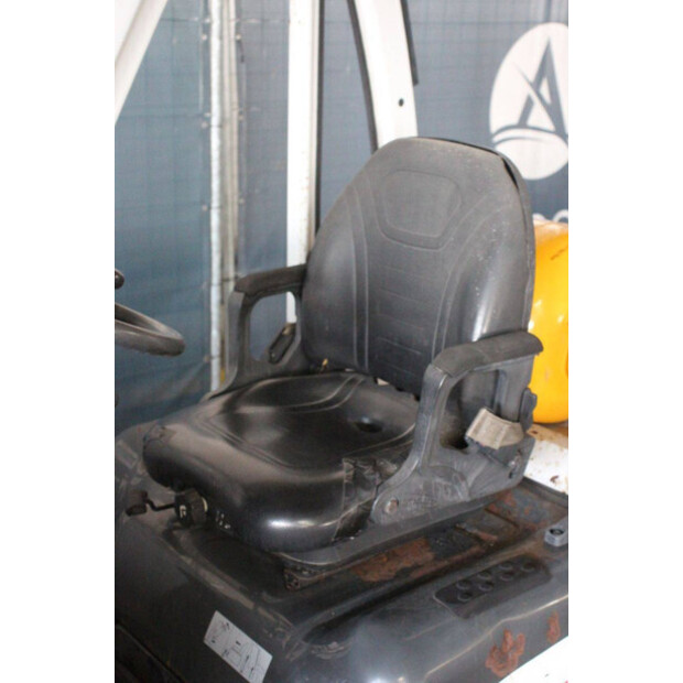 2014 NISSAN U1D2A25LQ-47734876