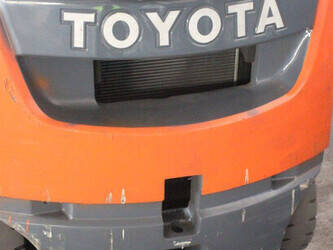 2017-toyota-02-8fgf15-1461236-47735245
