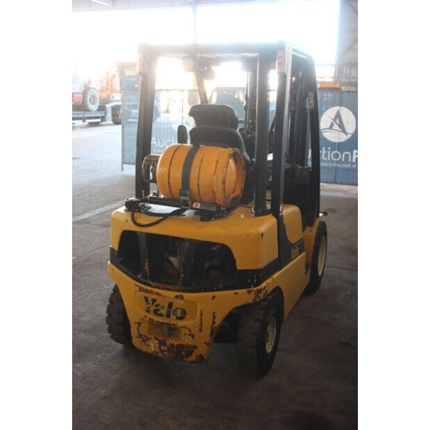 2017 يال GLP25VX-47735704