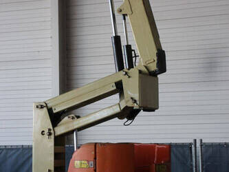 2013-jlg-e300ajp-1461253-47735758