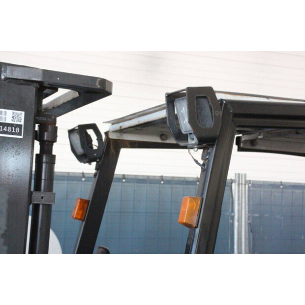 2015 UNICARRIERS G1Q2L25Q-47735835