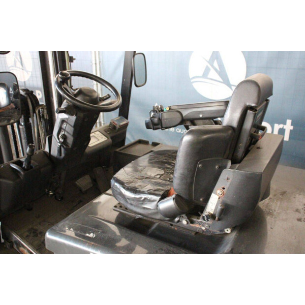 2015 UNICARRIERS G1Q2L25Q-47735843