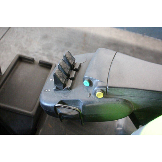2015 UNICARRIERS G1Q2L25Q-47735847