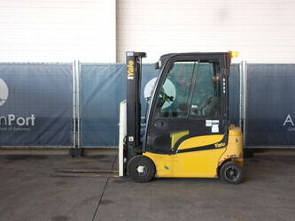 2010-yale-erp16vf-1461264-47736021