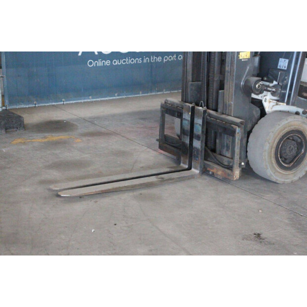2015 UNICARRIERS G1Q2L25Q-47736102