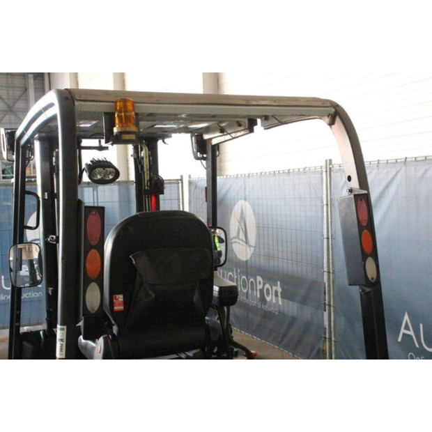 2015 UNICARRIERS G1Q2L25Q-47736110