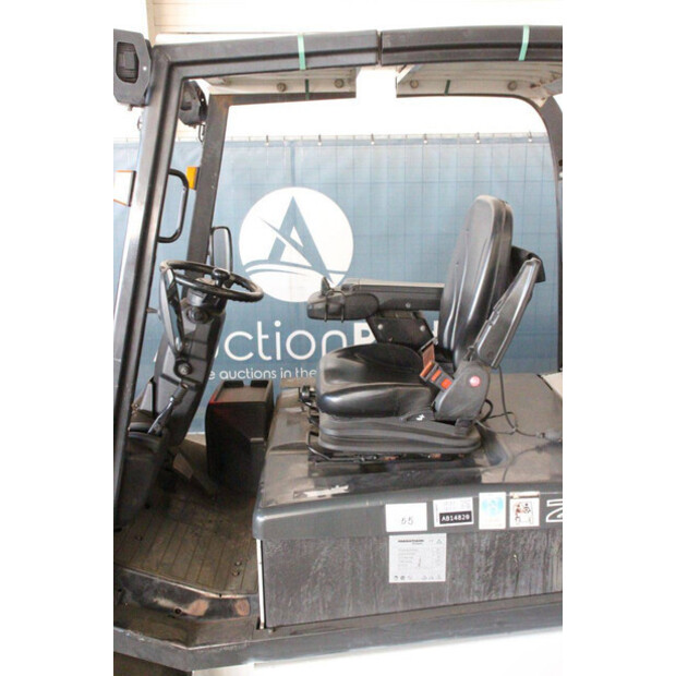 2015 UNICARRIERS G1Q2L25Q-47736113