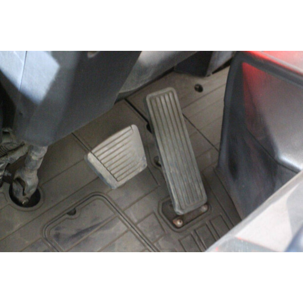 2015 UNICARRIERS G1Q2L25Q-47736115