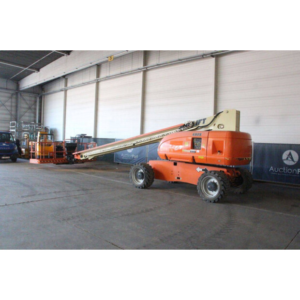2015 JLG 680S-47736302