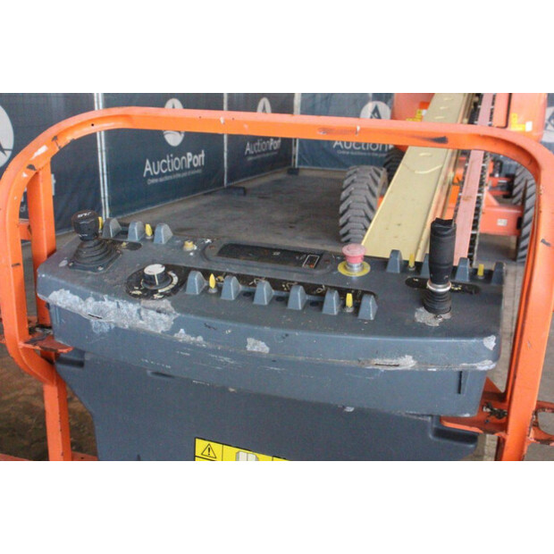 2015 JLG 680S-47736310