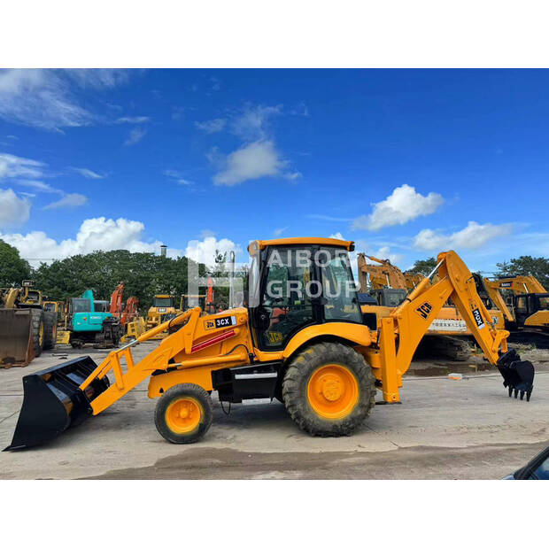 2024 جيه سي بي 3CX-47736641