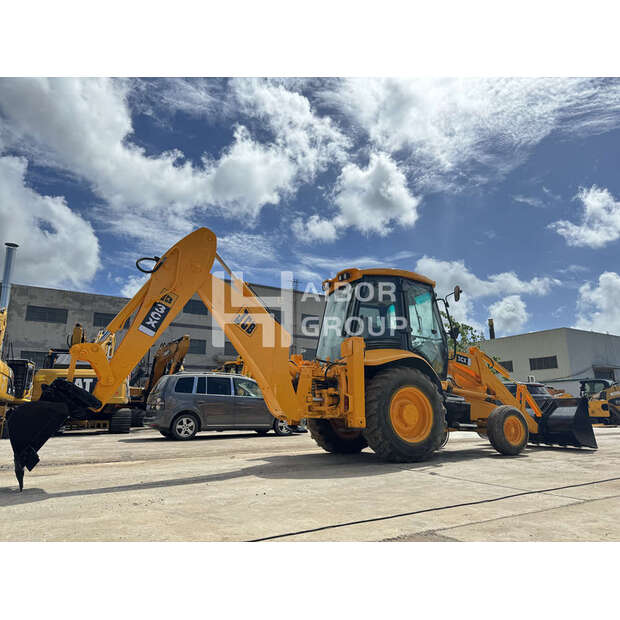 2024 جيه سي بي 3CX-47736753