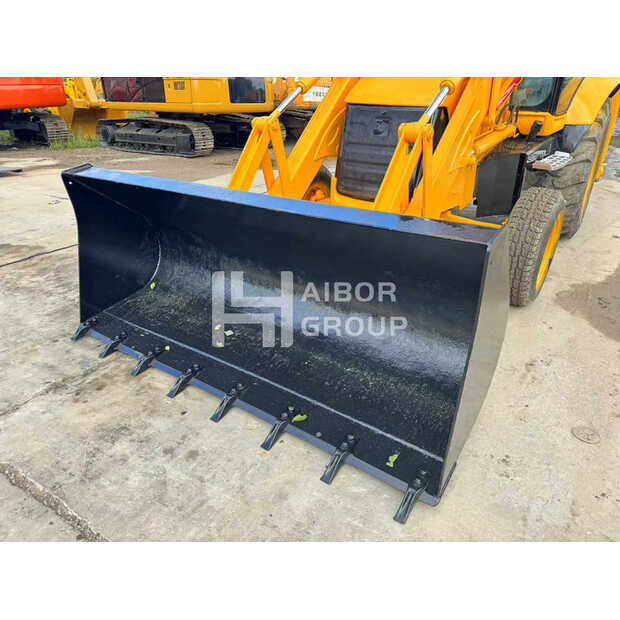 2024 JCB 3CX-47736770