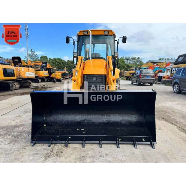 2024 JCB 3CX-47737215