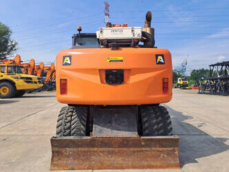 2016-hitachi-zx170w-5b-1461331-47740027
