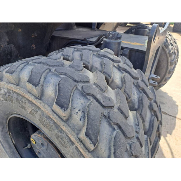 2016 Hitachi ZX170W-5B-47740037