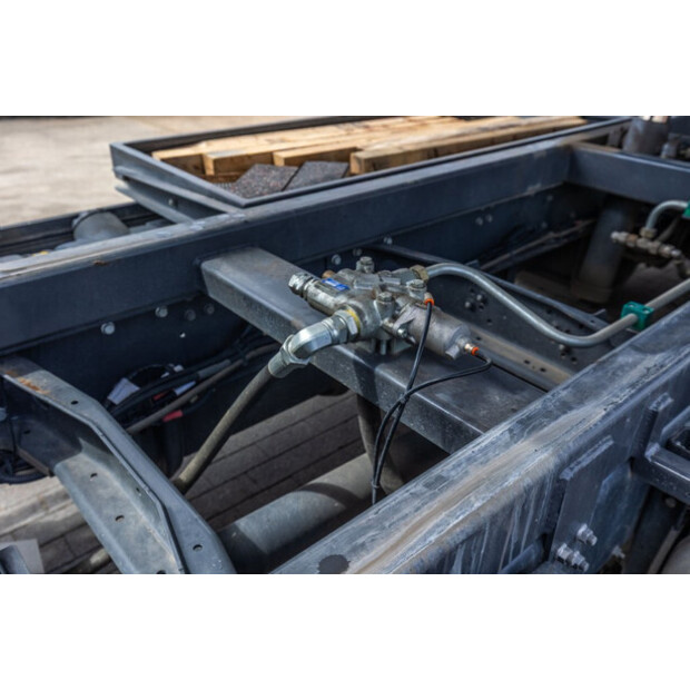 2021 Volvo FL290-47740072