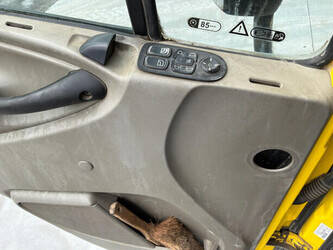 2011-daf-cf-85-360-1461362-47741145