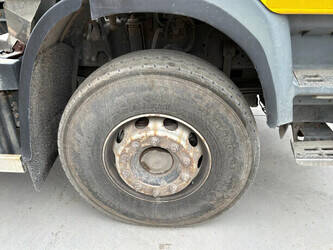2011-daf-cf-85-360-1461362-47741146