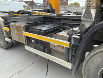 2011-daf-cf-85-360-1461362-47741147