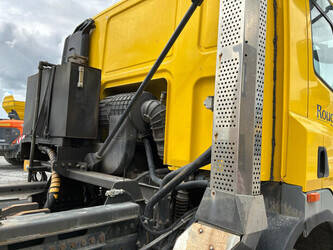 2011-daf-cf-85-360-1461362-47741148