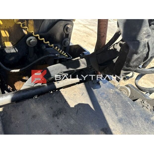 2024 Caterpillar AP300-47747610