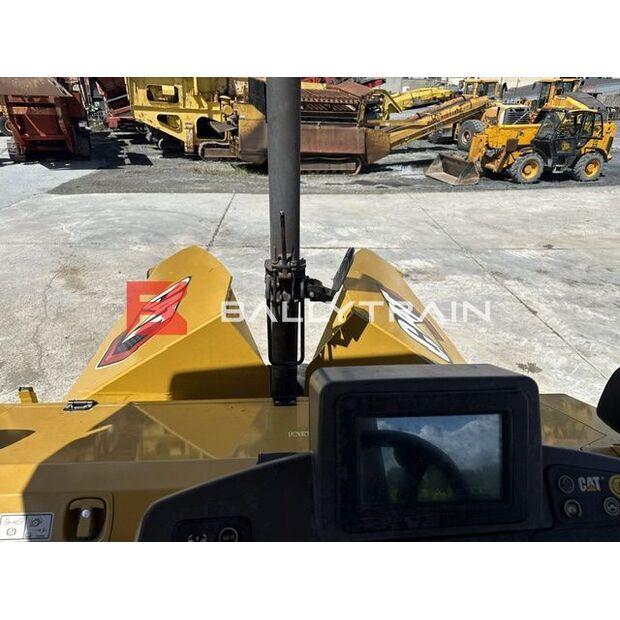 2024 Caterpillar AP300-47747613