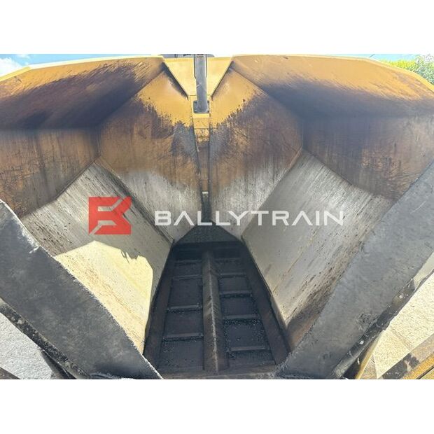 2024 Caterpillar AP300-47747625