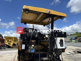 2024-caterpillar-ap300-47747631
