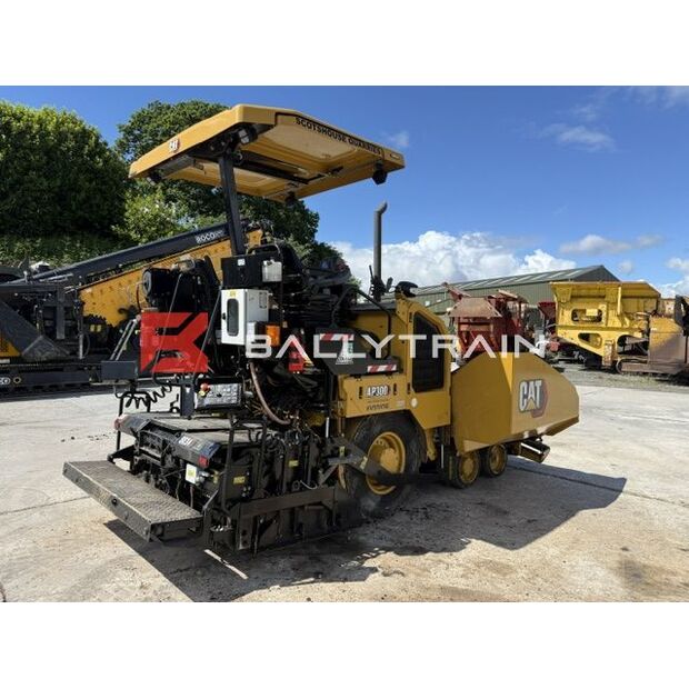 2024 Caterpillar AP300-47747645