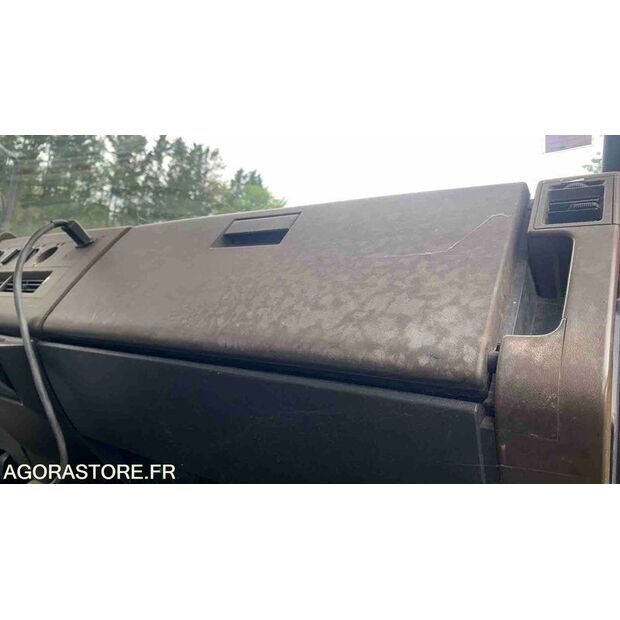 1998 Mercedes-Benz 1317-47752416