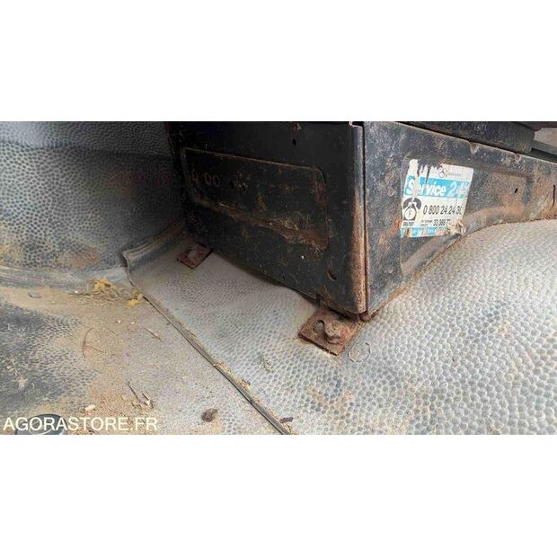 1998 Mercedes-Benz 1317-47752421