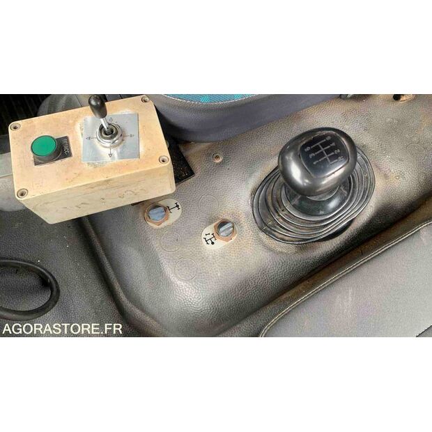 1998 Mercedes-Benz 1317-47752456