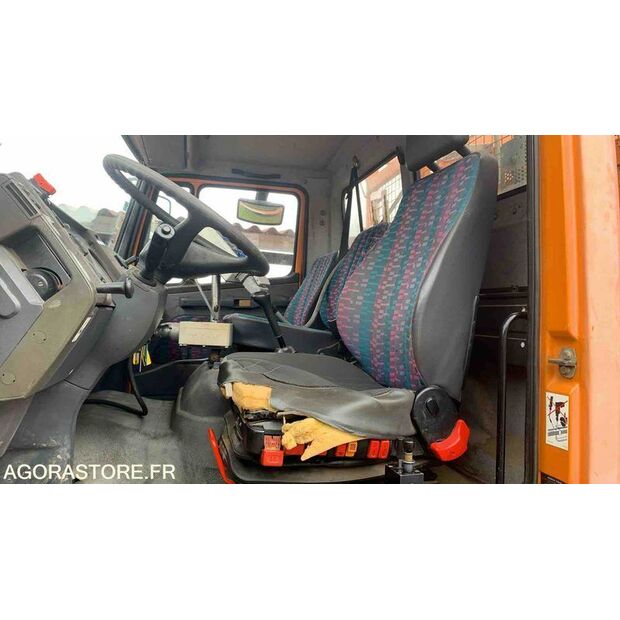 1998 Mercedes-Benz 1317-47752459