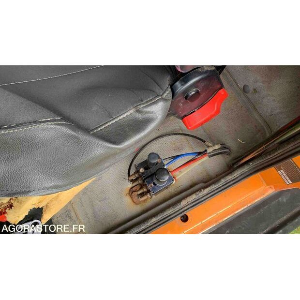 1998 Mercedes-Benz 1317-47752461