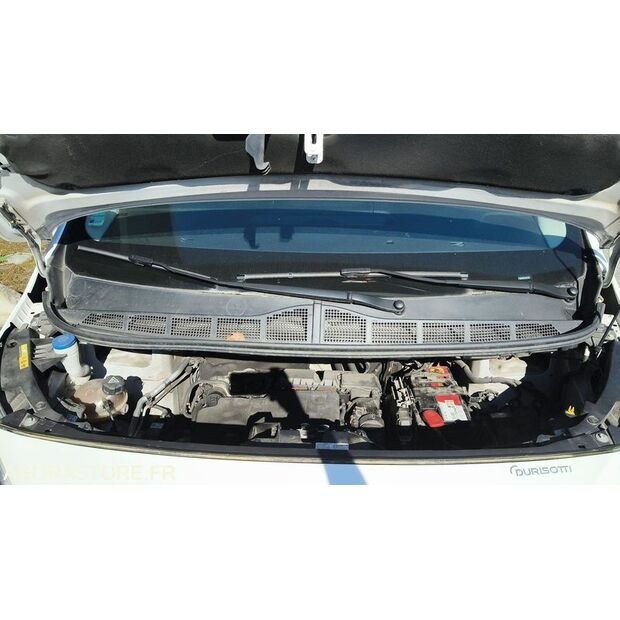 2019 Peugeot Expert-47753317