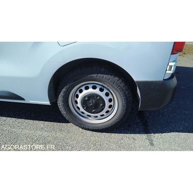 2019 Peugeot Expert-47753322