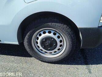 2019-peugeot-expert-1461457-47753322