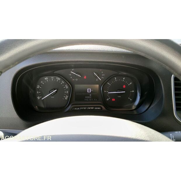 2019 Peugeot Expert-47753330