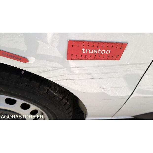 2019 Peugeot Expert-47753331