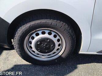 2019-peugeot-expert-1461457-47753336