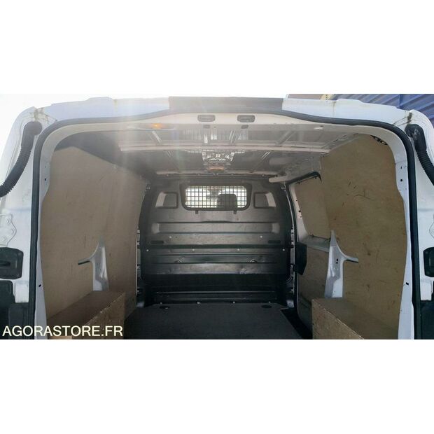 2019 Peugeot Expert-47753342